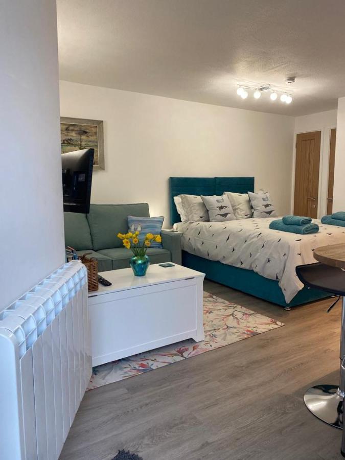 Sweet Caroline - Luxury Studio Stone'S Throw From Mousehole Harbour Exterior foto
