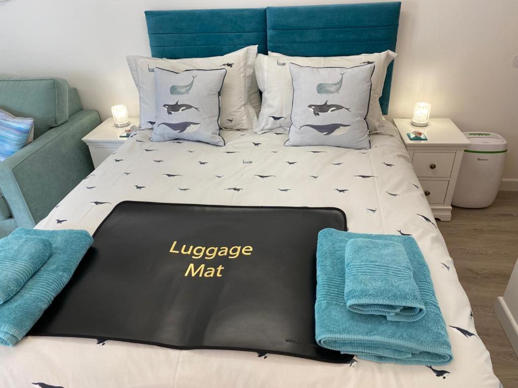 Sweet Caroline - Luxury Studio Stone'S Throw From Mousehole Harbour Exterior foto
